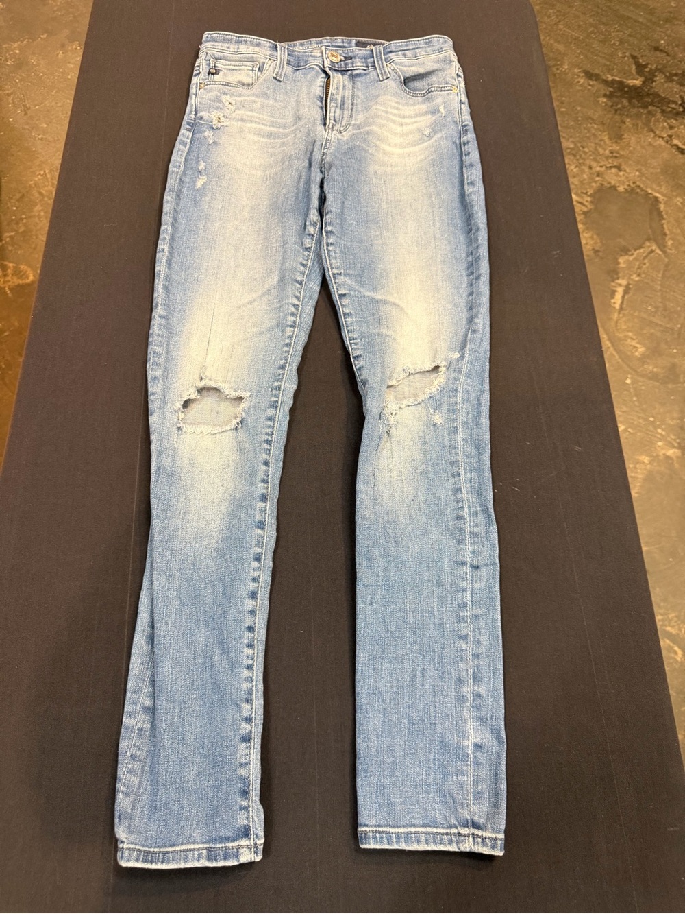 AG Adriano Goldschmied The Farrah Skinny Ankle Jeans 25R Distressed Light Wash